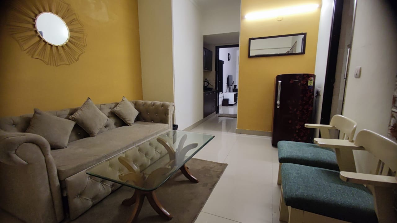 Aloha Apartment By Blissful Ganges Unit 4 - Tap to explore photos