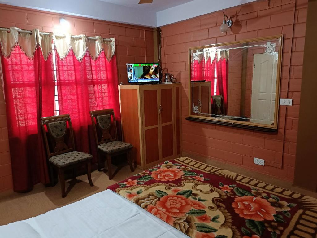 Sai Home Stay - Tap to explore photos