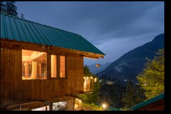 Valley View Cottage Central Jibhi Bastiat Stays, Gushaini