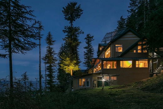 StayVista | The Corner House