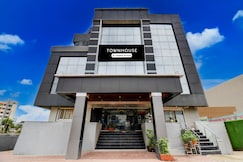 Super Townhouse Chakan MIDC Pune Formerly Renuka Executive, Pune