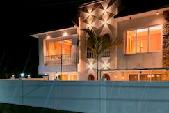 18 Ivory Crest 4 BHK Villa with Projector, Lonavala