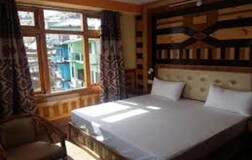 Deluxe Rooms