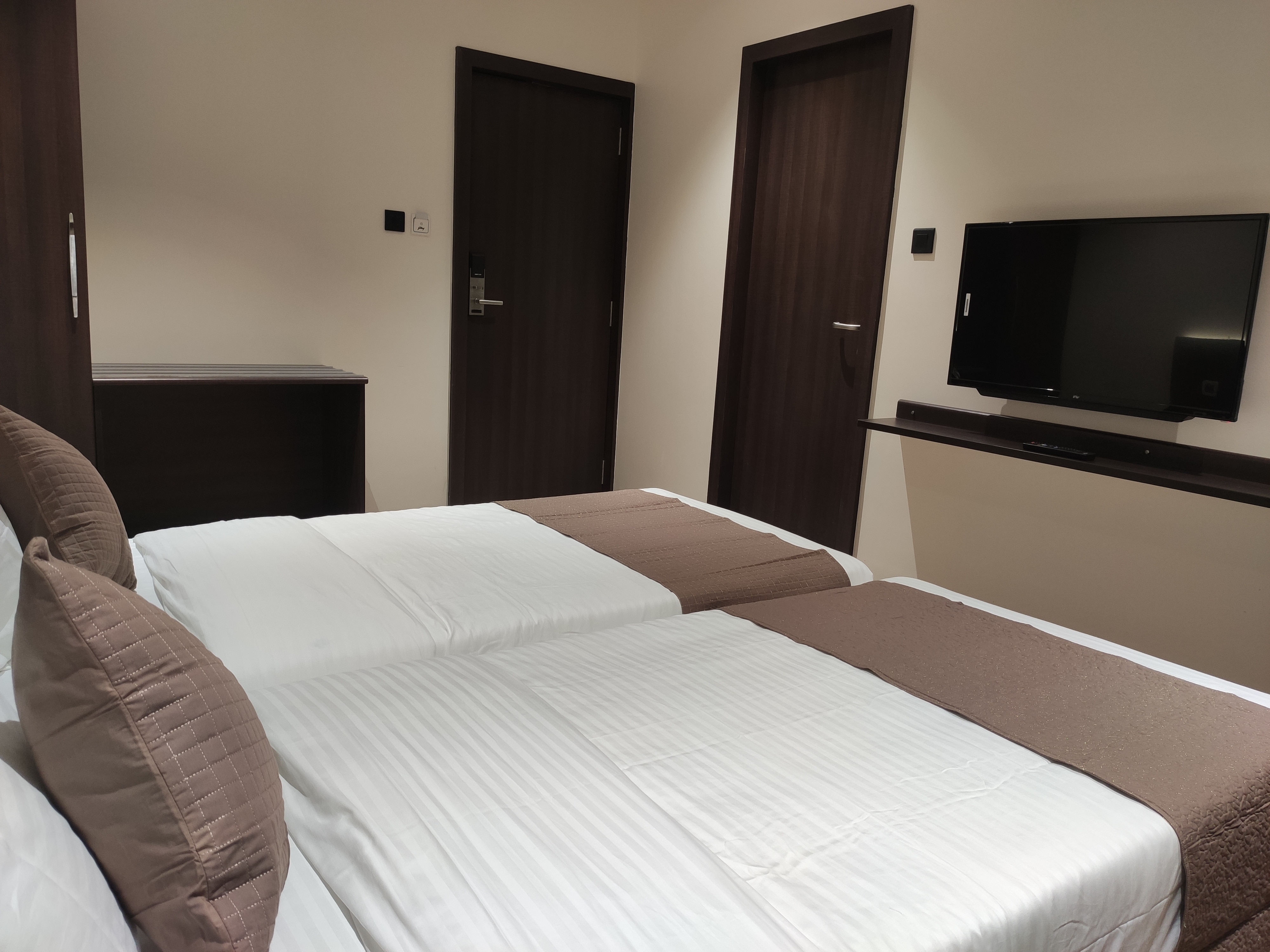 Hotel Janki Executive 5