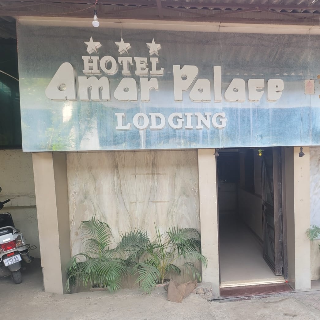 Hotel Amar Palace - Tap to explore photos