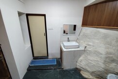 A New Addition to Blue in Green, Darjeeling