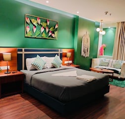 One-Bedroom Apartment