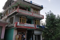 Shining Star Homestay | Rooms & Kitchen, Jibhi