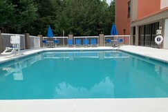 Holiday Inn Express HILLSBOROUGH (DURHAM AREA), Durham