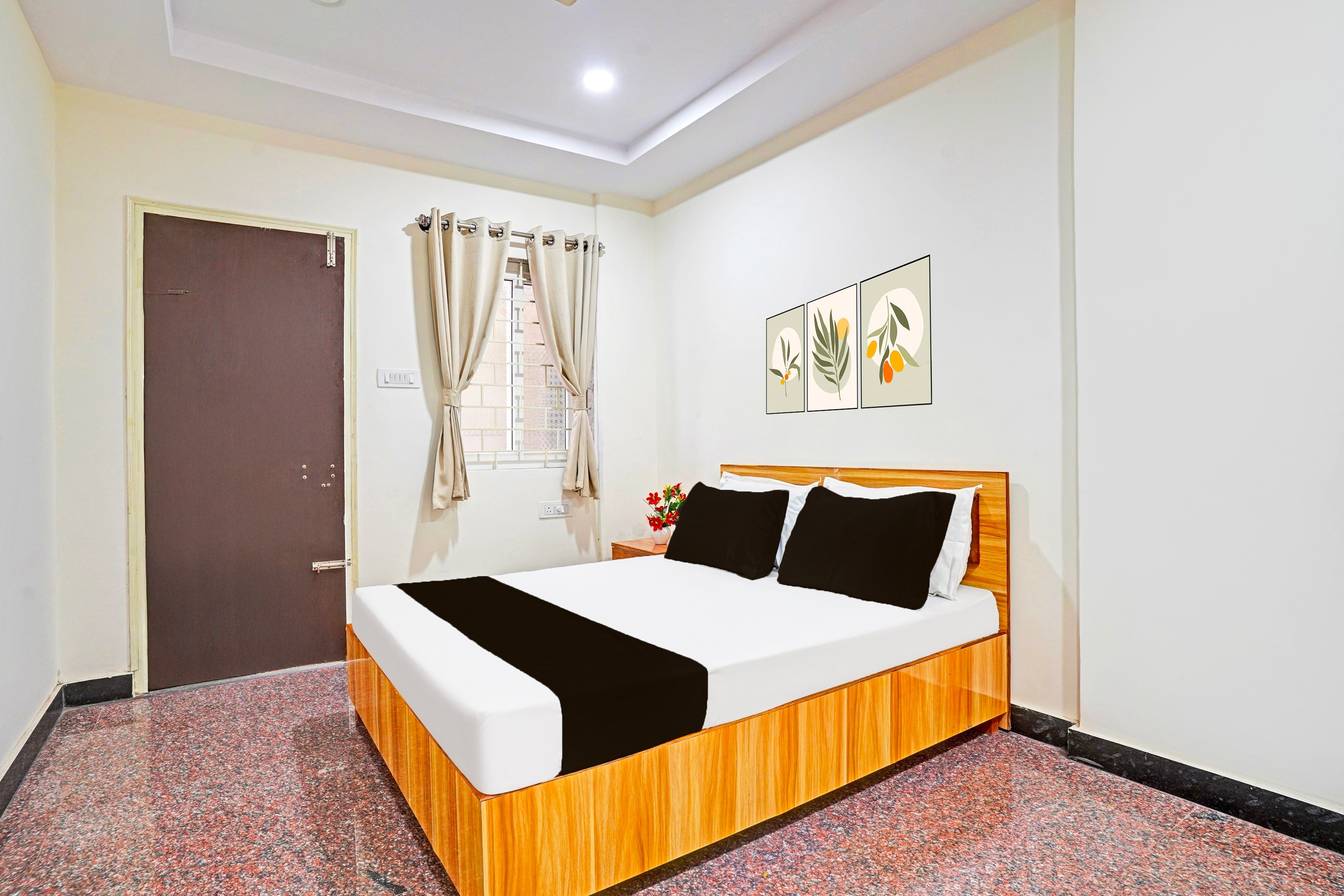 Hotel O AM GRAND RESIDENCY - Tap to explore photos