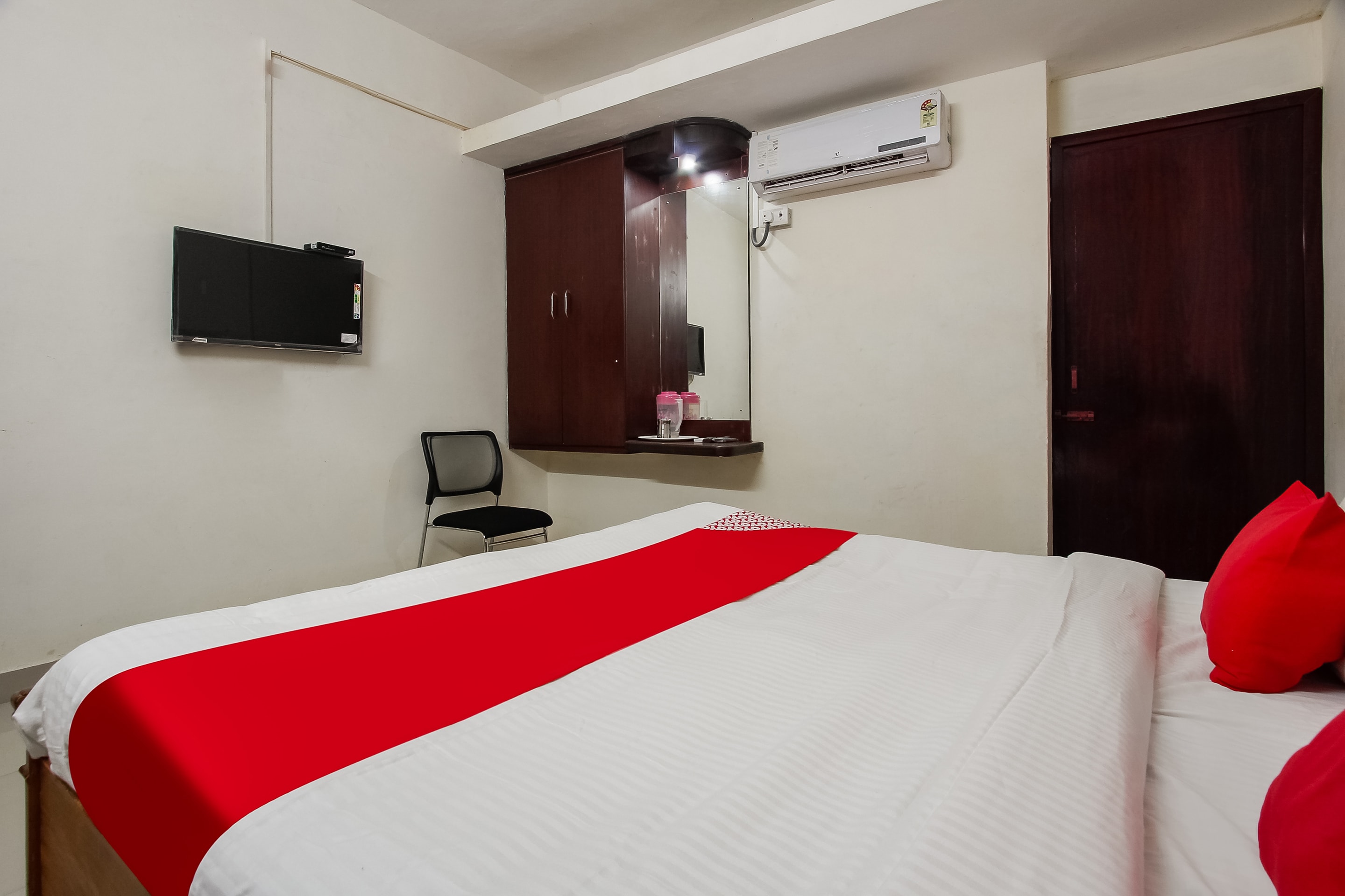 Hotel O Joy University Kanyakumari Formerly Sophia Inn - Tap to explore photos