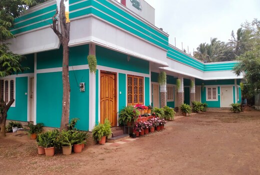 Green Meadows Inn