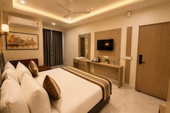 Hotel Nova Heights, Greater Noida