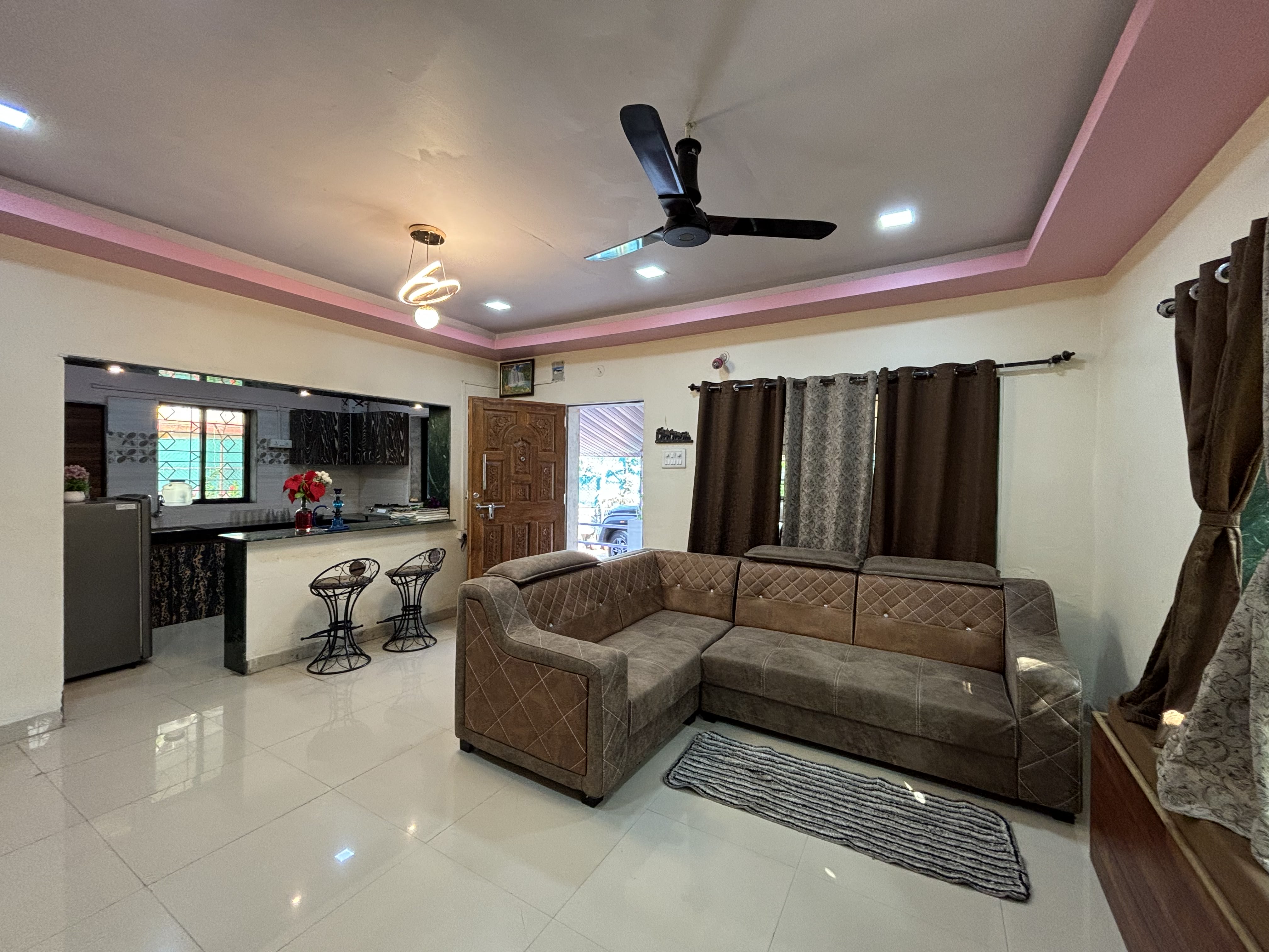 Govind Villa - Tap to explore photos