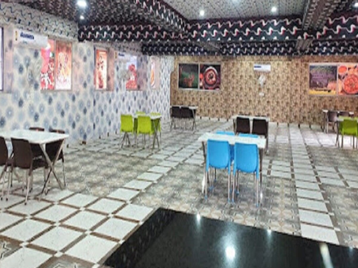 Hotel Chetan - Tap to explore photos