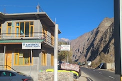 Satdhara Zomkyid guest house, Lahaul
