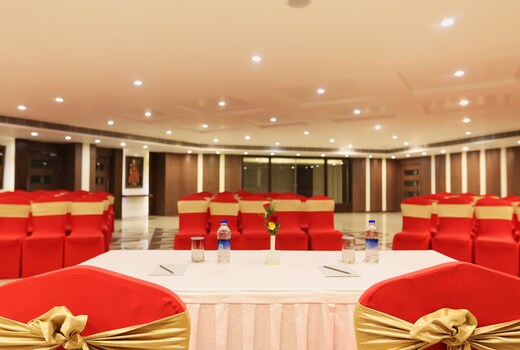 Golden Tulip Jaipur Jaipur Inr 1020 Off 4 9 3 9 Hotel Price