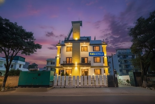 FabHotel The Indian