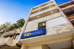 FabHotel Premium Stay Dabri, Delhi