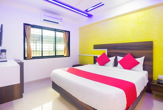 Hotel O Samrat Palace
