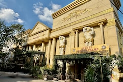 Green Palms Hotel -- Check in @ 9:00 A.M., Delhi