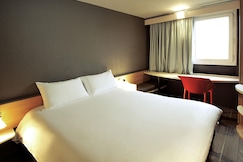 Hotel ibis Nemours, Cher
