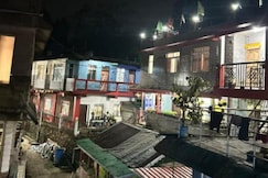 DP Homestaayz By StayApart, Darjeeling