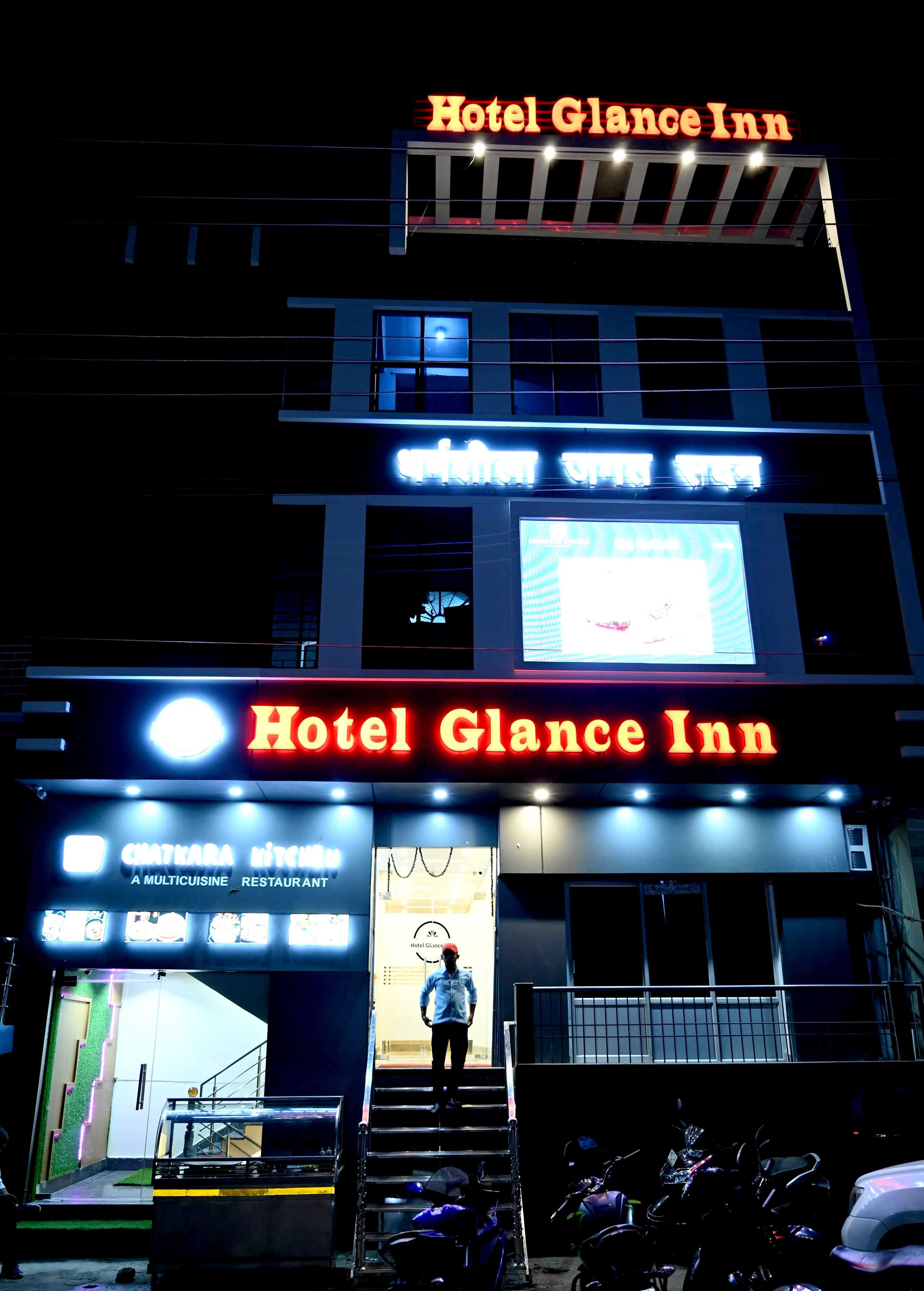 Super Hotel O Glance Inn - Tap to explore photos