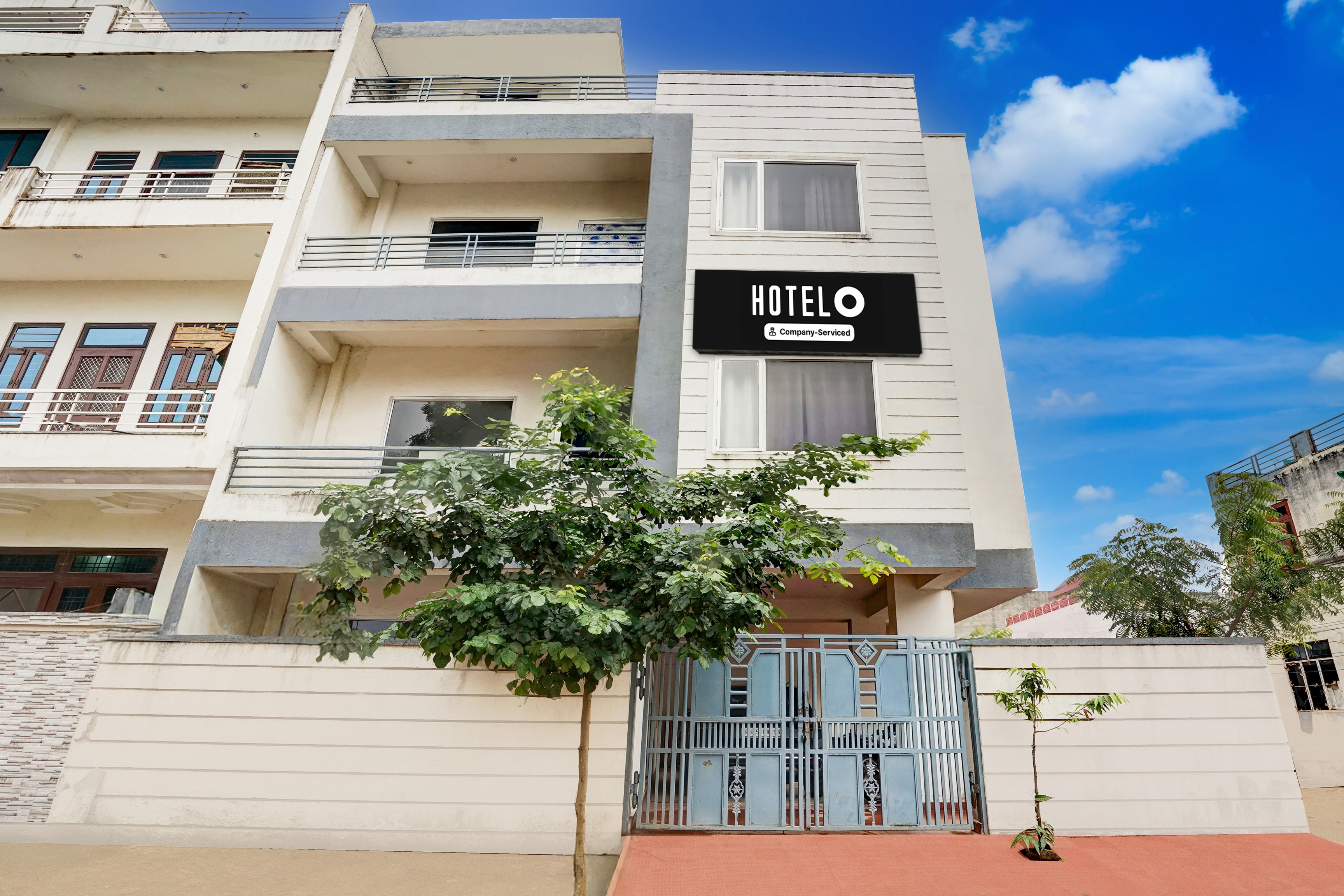 Super Hotel O Jagatpura Near JTM Mall Formerly Royan Inn - Tap to explore photos
