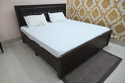 Hotel Asha Palace, Ayodhya