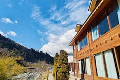 The Heimat Resort | River-view Tents, Bir Billing