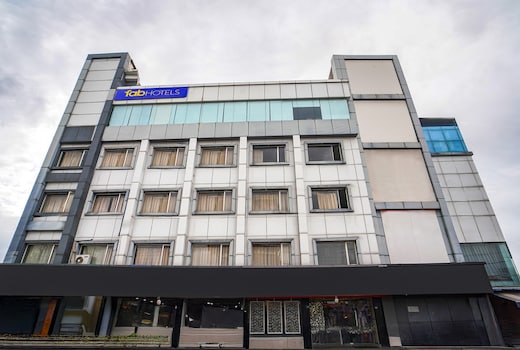 FabHotel Namo Stay Inn - Nr Miyapur Metro Station