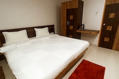 Hotel Crown Palace, Patna