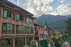 Mughal Darbar, Pahalgam