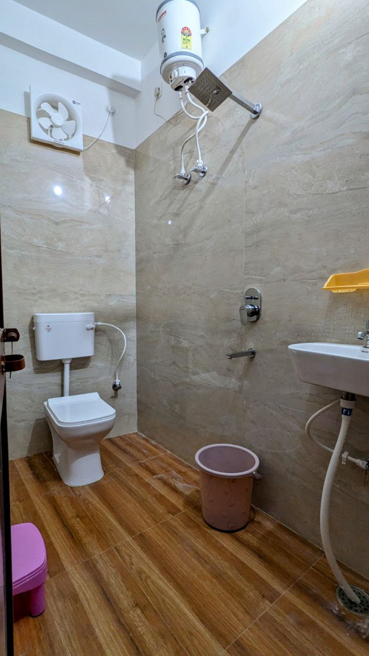 Mittal Homestay - Tap to explore photos
