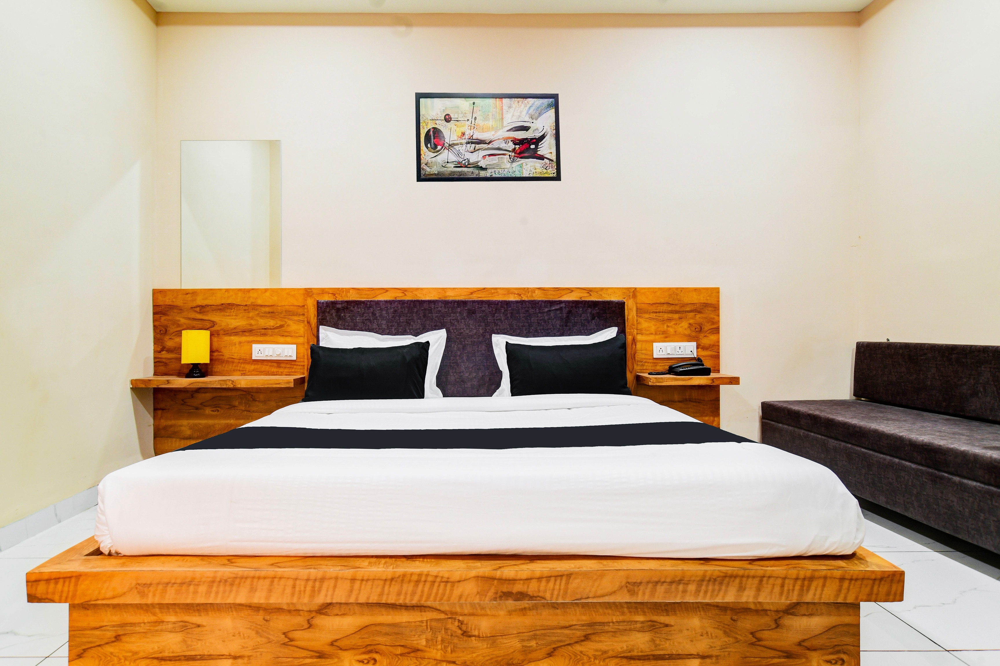 Hotel O Madhuban - Tap to explore photos
