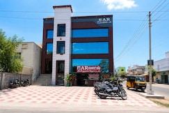 Hotel O A R LODGE, Polur