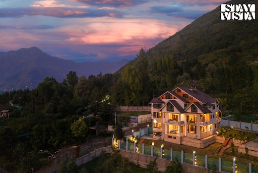 StayVista at Lakeside Panorama