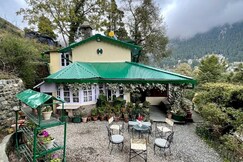 Rosastays Nainital - Private Villa with Garden, Nainital