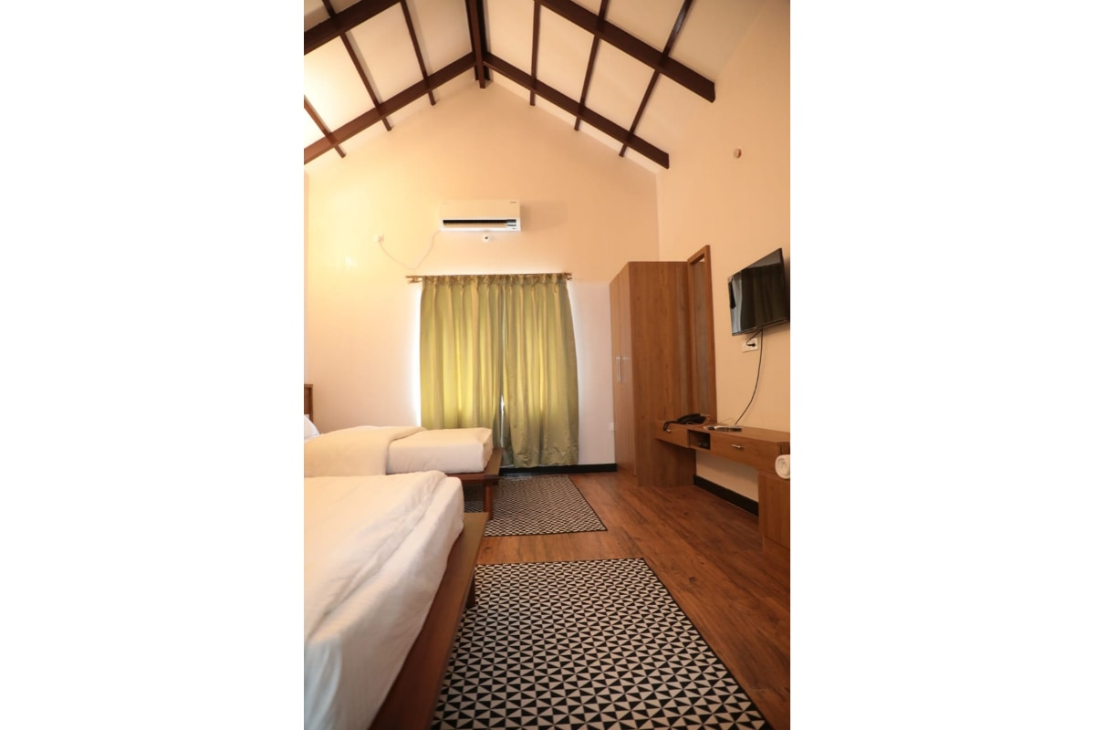 Padmashree Stay, Horanadu - Tap to explore photos