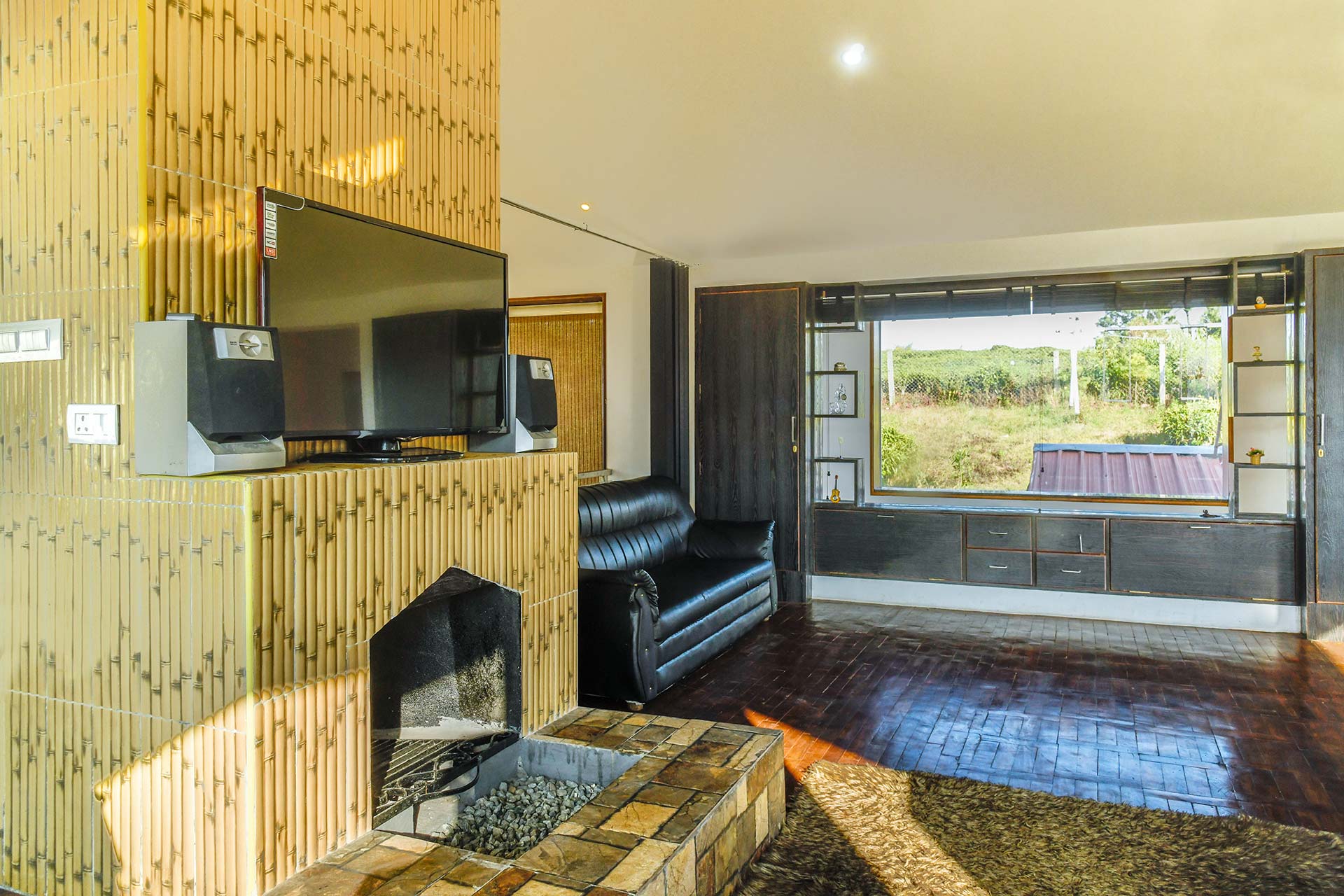 StayVista | Nilgiri's Allure 2 BHK Villa - Tap to explore photos