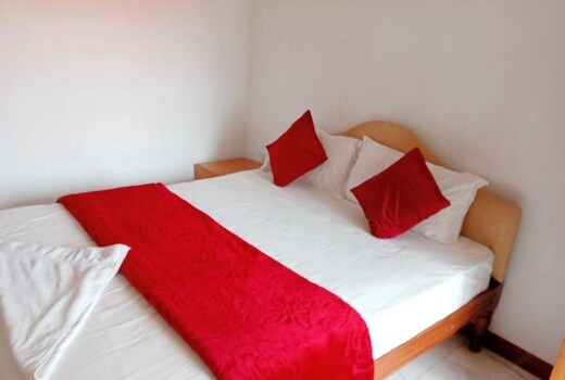 Hotel O Temple Fort Residency