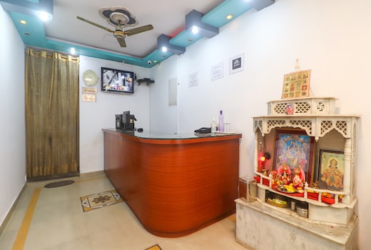 Hotel O Maa Arya