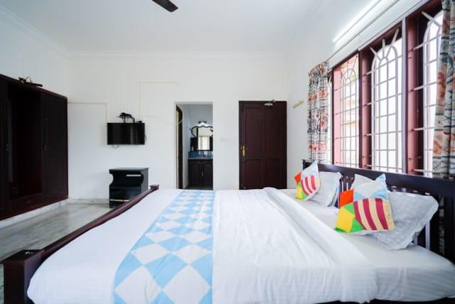 Playi Kovilakom | 4 BHK Homestay - Tap to explore photos