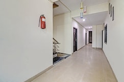 Hotel O White House, Agra