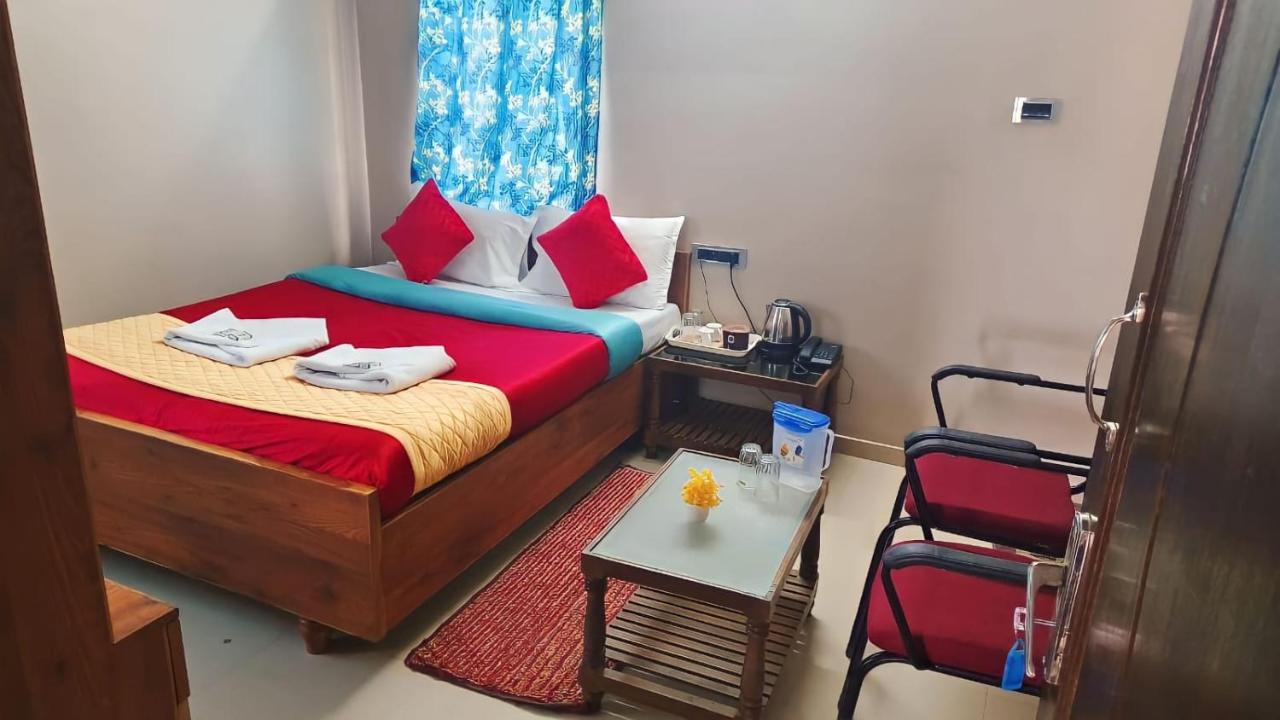 Aaranya Inn Ooty - Tap to explore photos