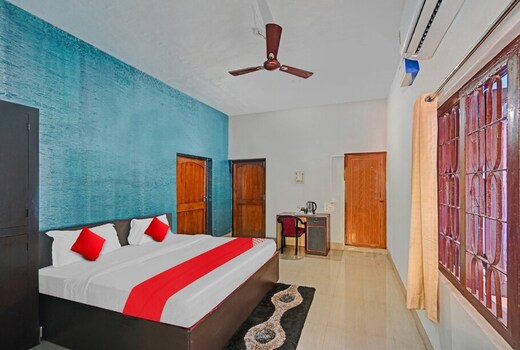 Madison Homes 1 KM From Bhubaneswar Railway Station