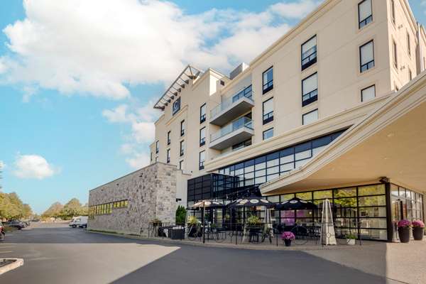 Best Western Premier C Hotel by Carmen's - Tap to explore photos