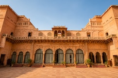 Raja Nahar Singh Tourist Resort   , Manesar