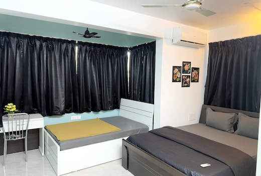 Cozy 2BHK By Royal Luxor Stay